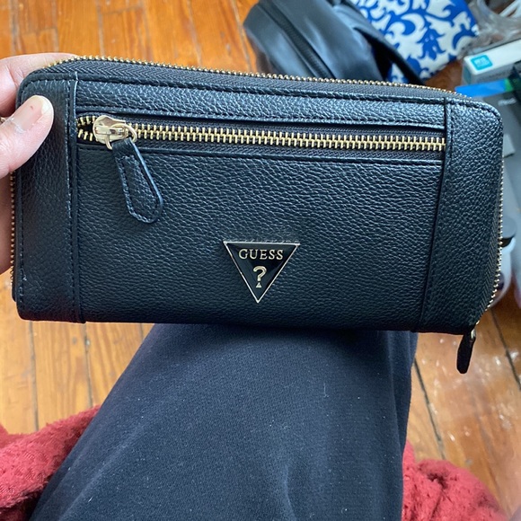 Large Black Wallet - Picture 3 of 4